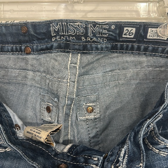 Miss Me Easy Boot Jeans Sz 26 - Picture 5 of 5